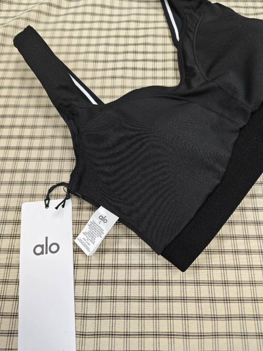 Brand New Alo Yoga💥Airbrush Heart Throb Bra Athleisure SZ S/M 💕